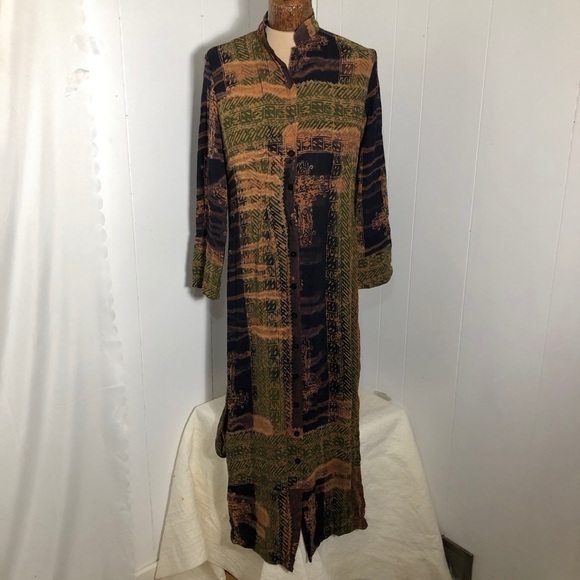 - - Womens Boho style floor length dress. Fits like a Large. - Picture 1 of 13